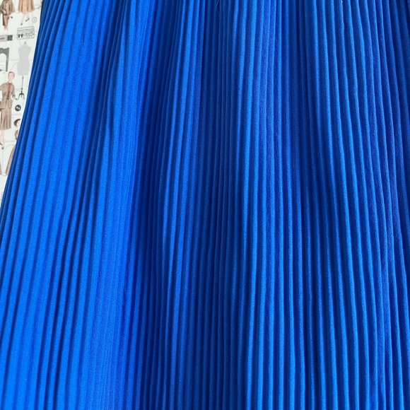 All in Motion skort 🖤 - Picture 3 of 6